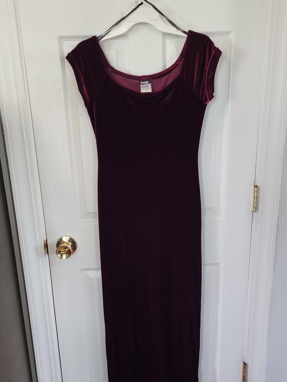 Vintage Velvet Cap Sleeve Maxi Dress - Plum/Burgundy
